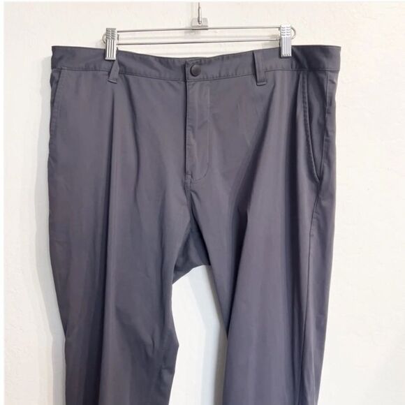 Rhone Commuter Pants Slacks Mens Size 36 Gray Polyester Stretch Work Office Trip - Picture 3 of 8